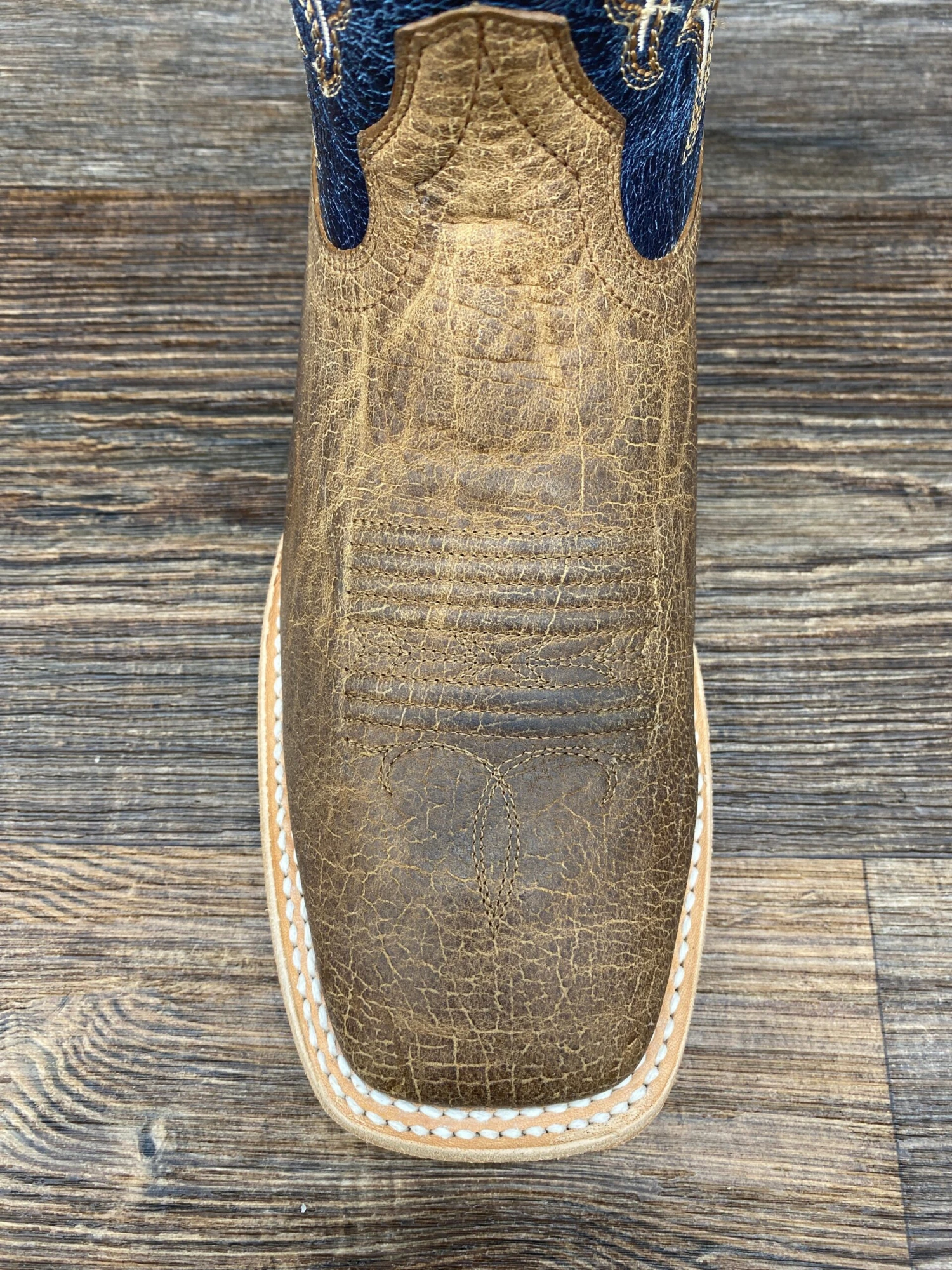 10038264 Men's Cowboss Square Toe Western Boot By Ariat 3 10038264 Men's Cowboss Square Toe Western Boot By Ariat - Image 3