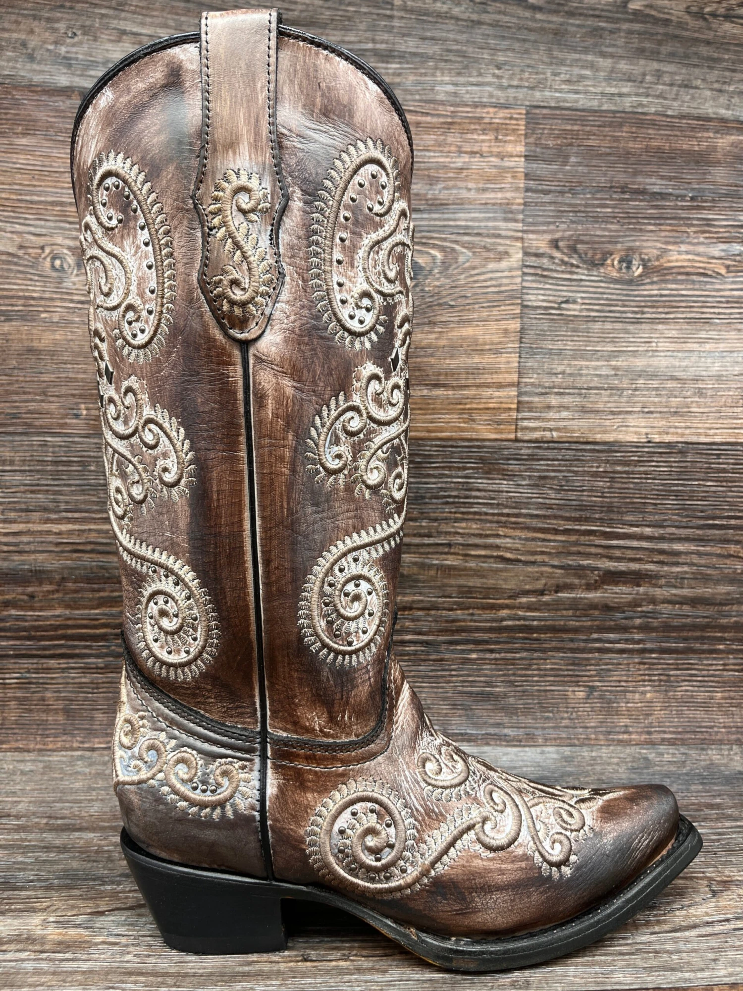 C3848 Women's Tooled Embroidery Snip Toe Western Boot By Corral