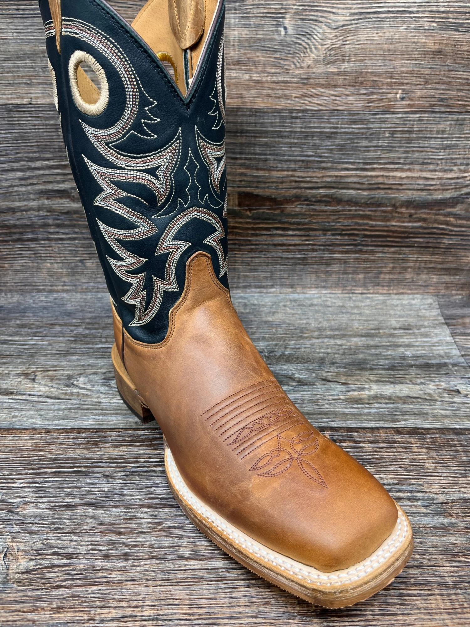 Br740 Men's Caddo Square Toe Western Boot By Justin 1 Br740 Men's Caddo Square Toe Western Boot By Justin