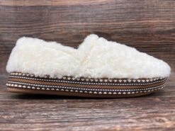 Ar2271 Women's Snuggle Slipper By Ariat -Western Cowboy Boots Shop IMG 8862 scaled