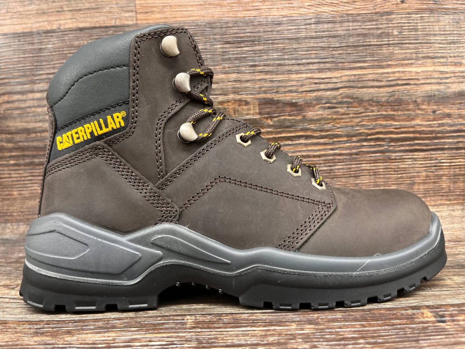 P91672 Men's Striver Lace Up Steel Toe Work Boot By Caterpillar 1 P91672 Men's Striver Lace Up Steel Toe Work Boot By Caterpillar