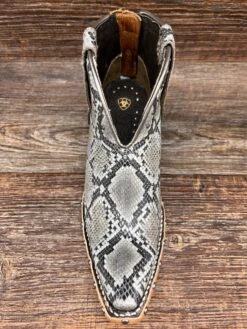 10044398 Women's Greely Snip Toe Bootie By Ariat 6 10044398 Women's Greely Snip Toe Bootie By Ariat -Western Cowboy Boots Shop IMG 9876 scaled